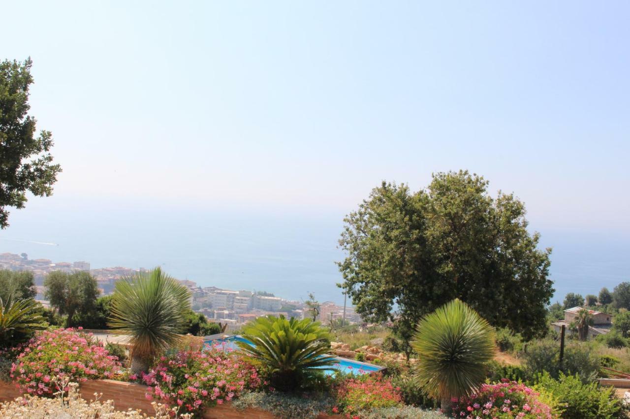Villa Treglia B&B Formia Eksteriør billede